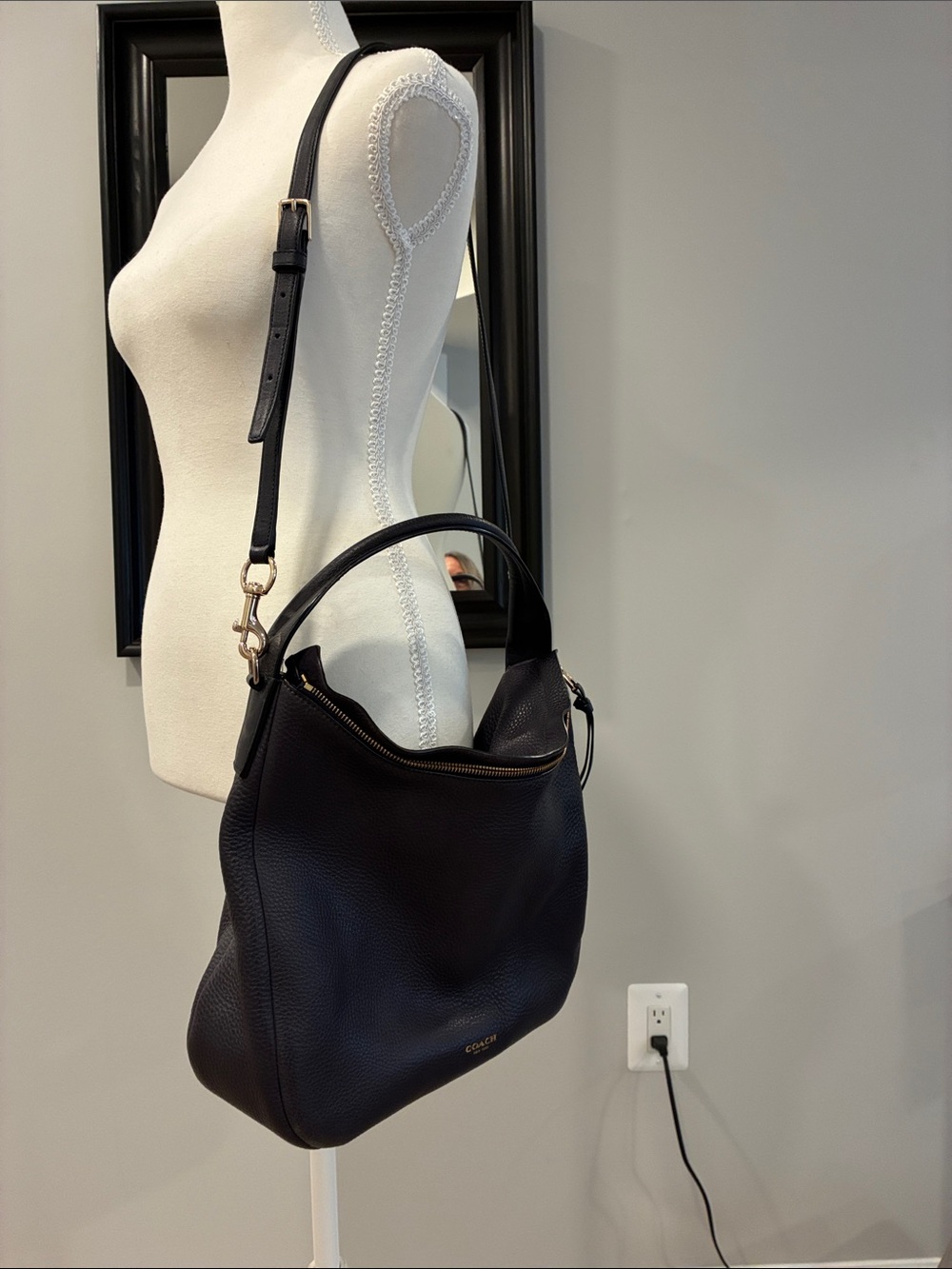 Coach Dark Plumb Pebbled Leather Shoulder Hobo with Adjustable Strap - Picture 2 of 7
